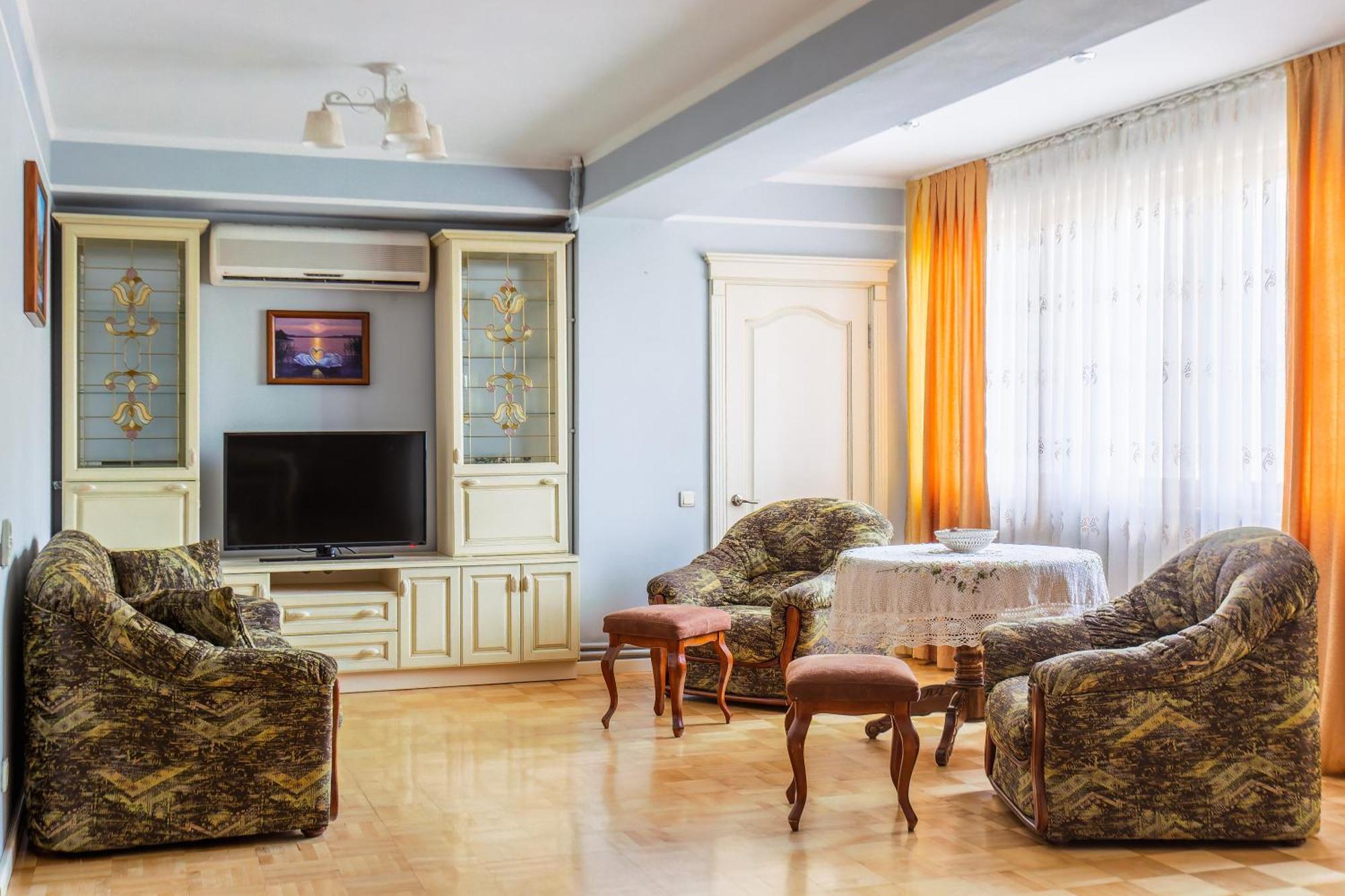 Downtown Big Apartment Ташкент Экстерьер фото
